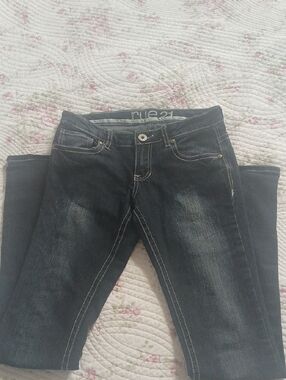 Sz. 0 Reg. - Midrise Bootcut Jeans with Faded Detail